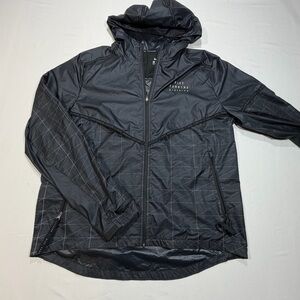 Nike Running Division Men’s Black Dri Fit Hooded Windbreaker Raincoat Size M